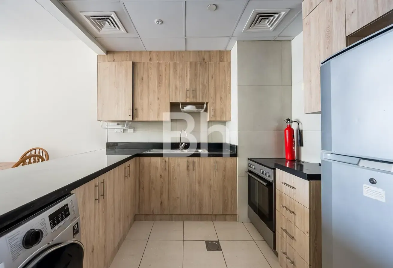 Upgraded Kitchen | Furnished | Ready to move in