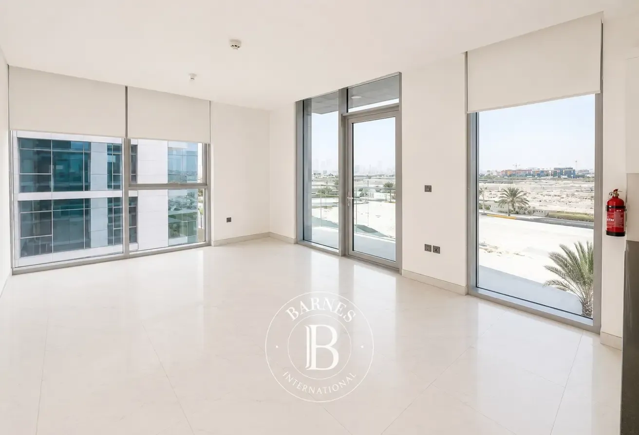 Lagoon View | Unfurnished | Best Offer