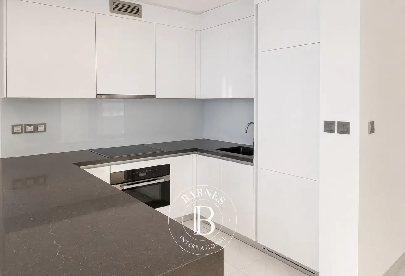 Lagoon View | Unfurnished | Best Offer