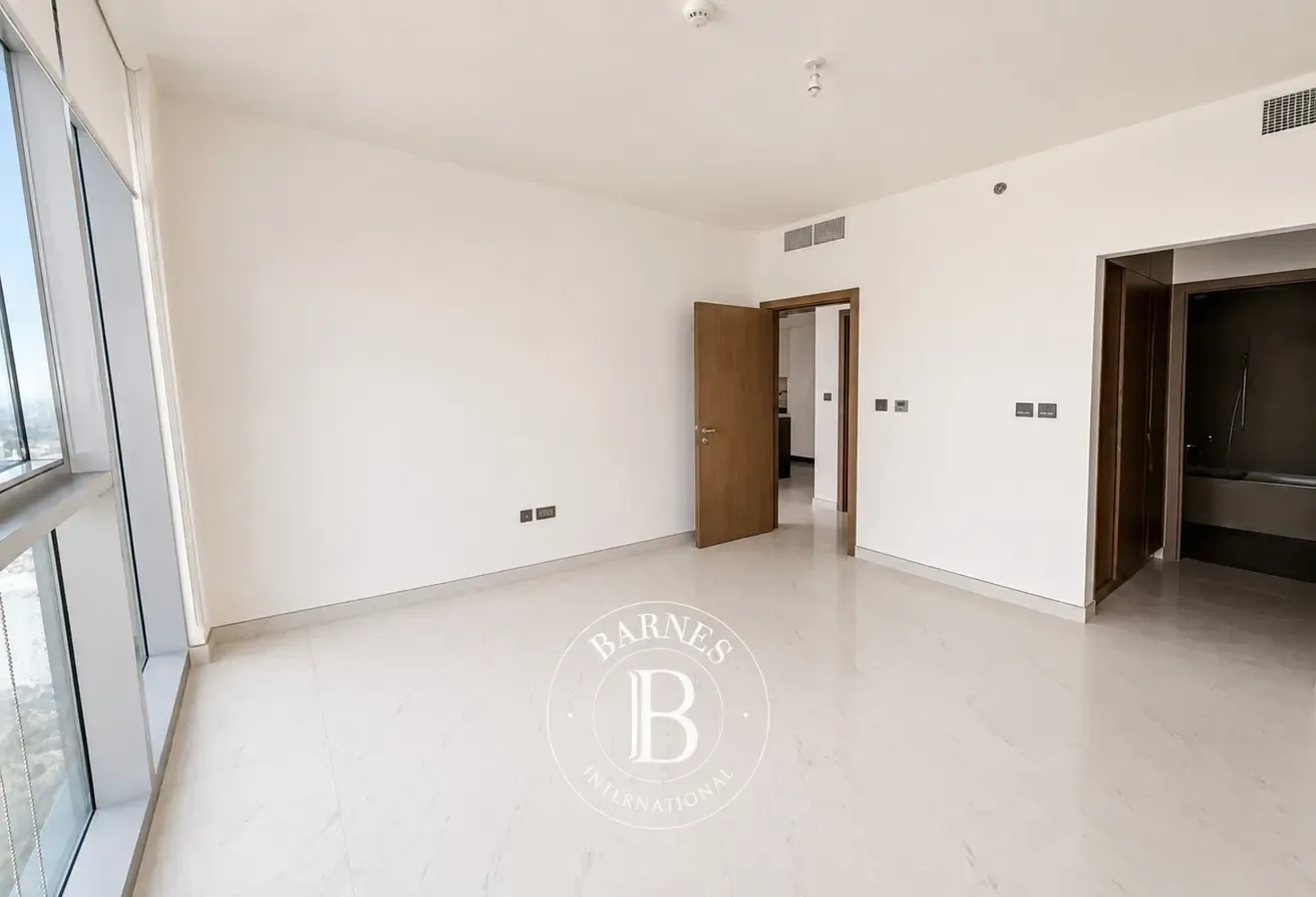 Lagoon View | Unfurnished | Best Offer