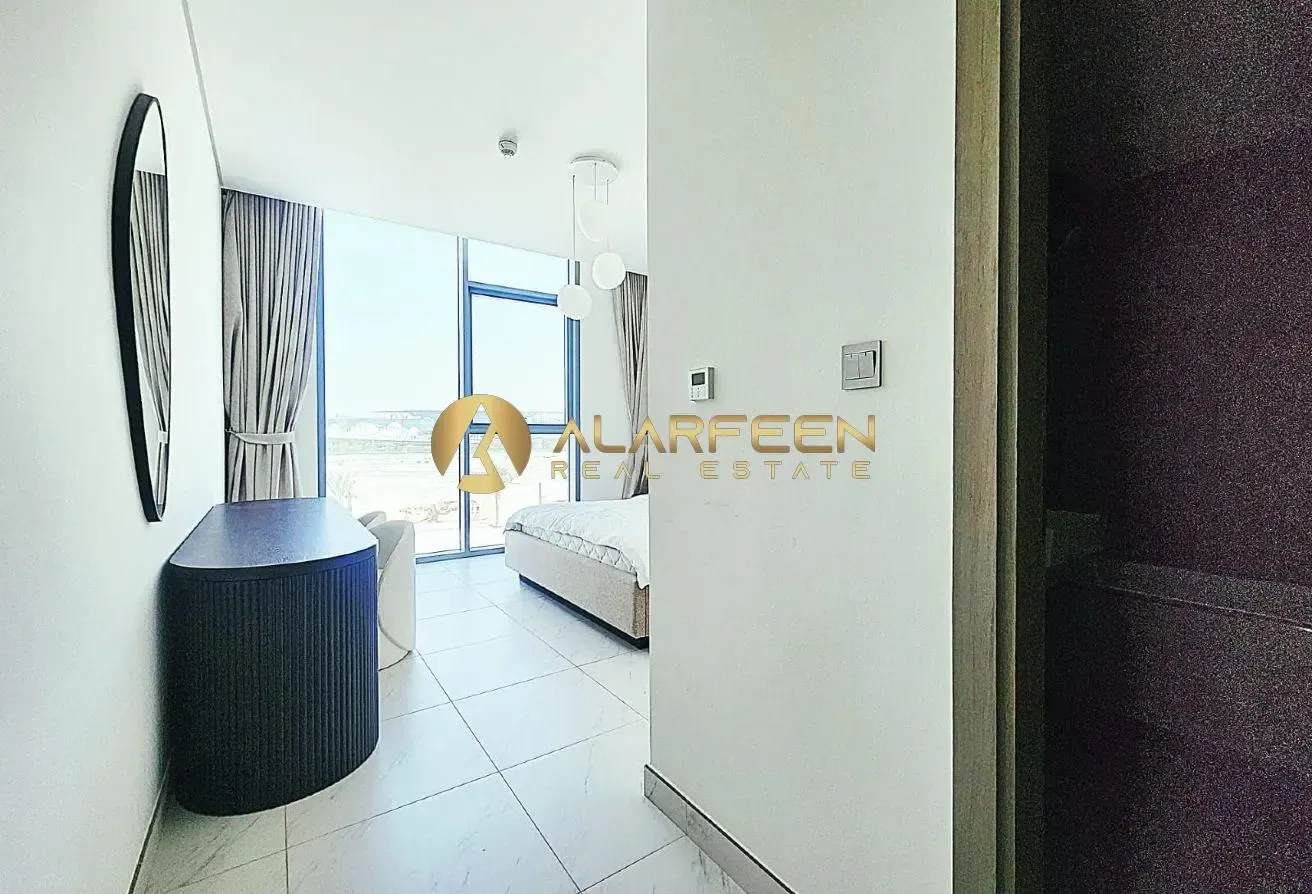 Spacious 2BR Apartment | Residences 30 | Downtown