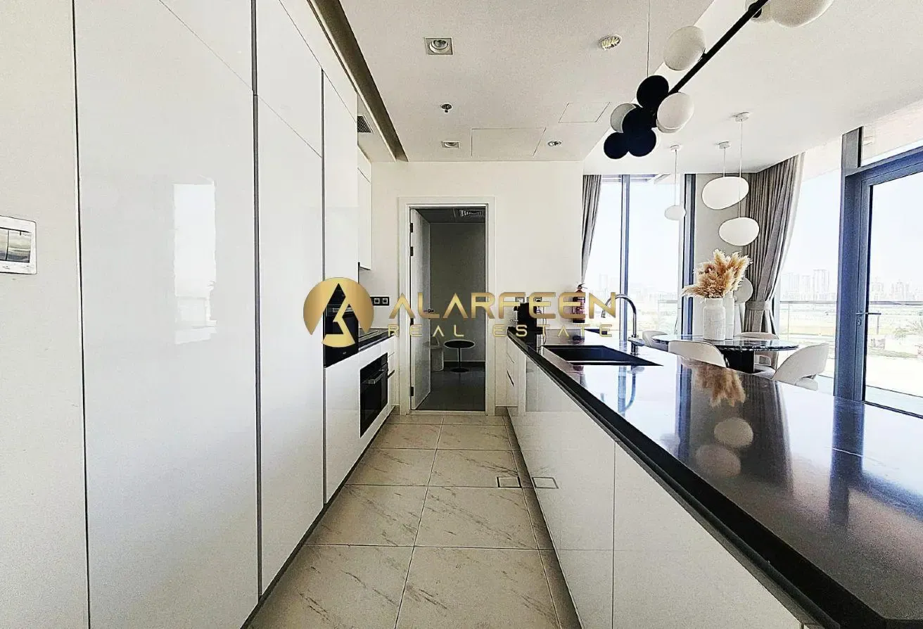Furnished 2BR Apartment | Lagoon & Skyline View |