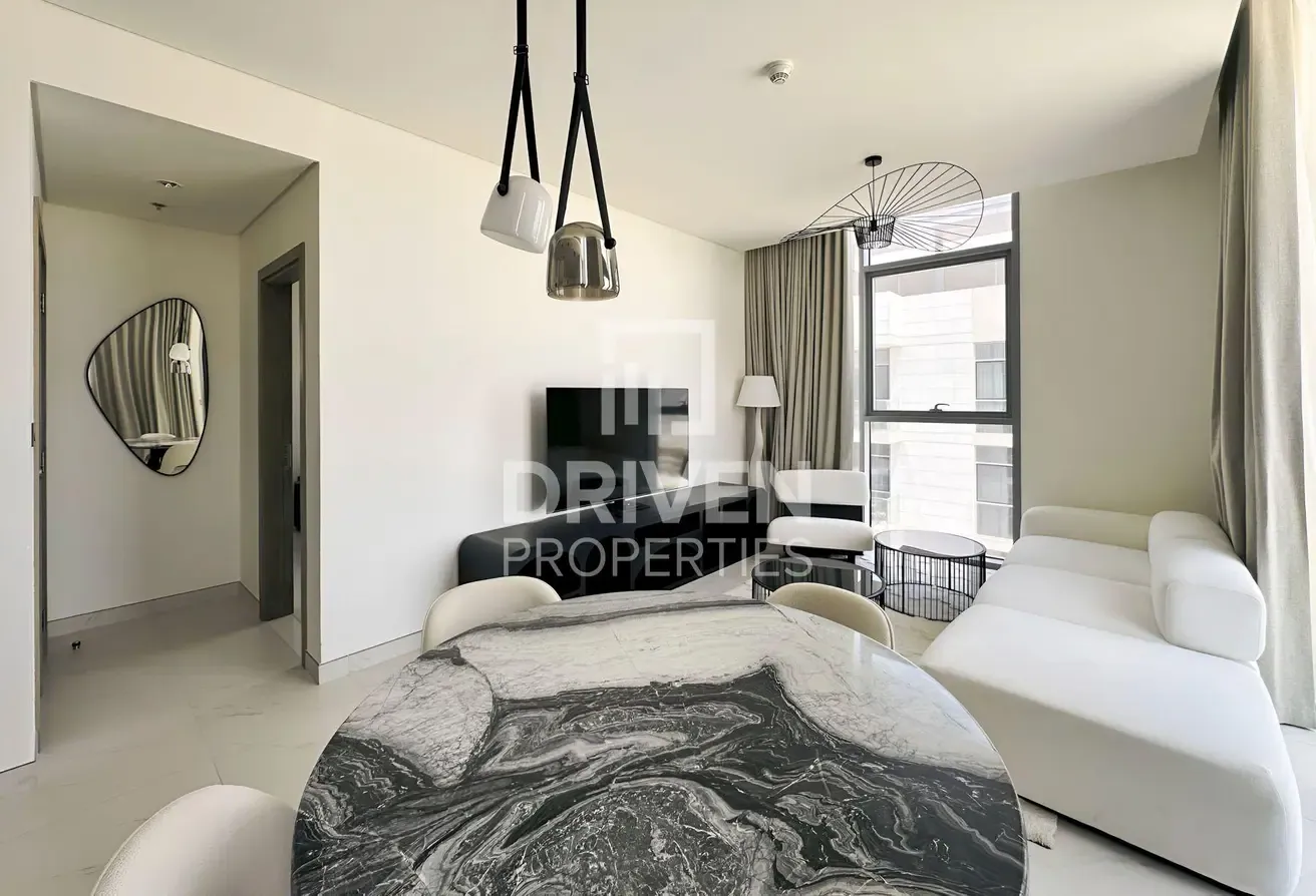 Corner Apt | Full Lagoon View | Elegant Furnishing
