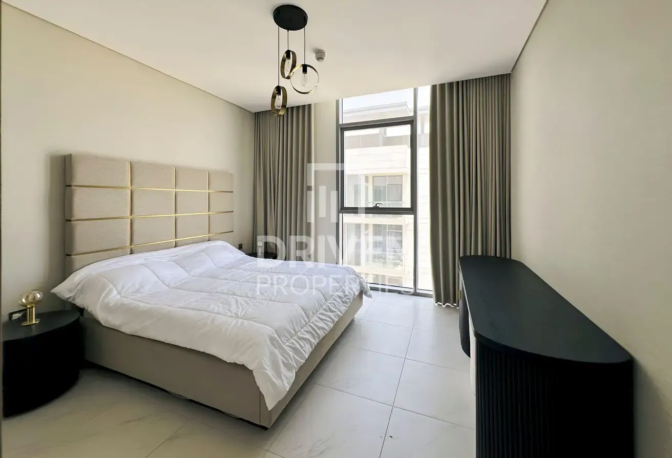 Corner Apt | Full Lagoon View | Elegant Furnishing