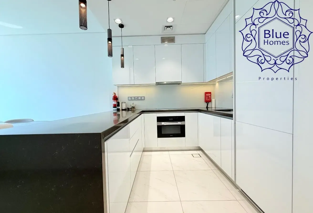 TOP FLOOR | FULLY FURNISHED | FLEXIBLE PAYMENTS