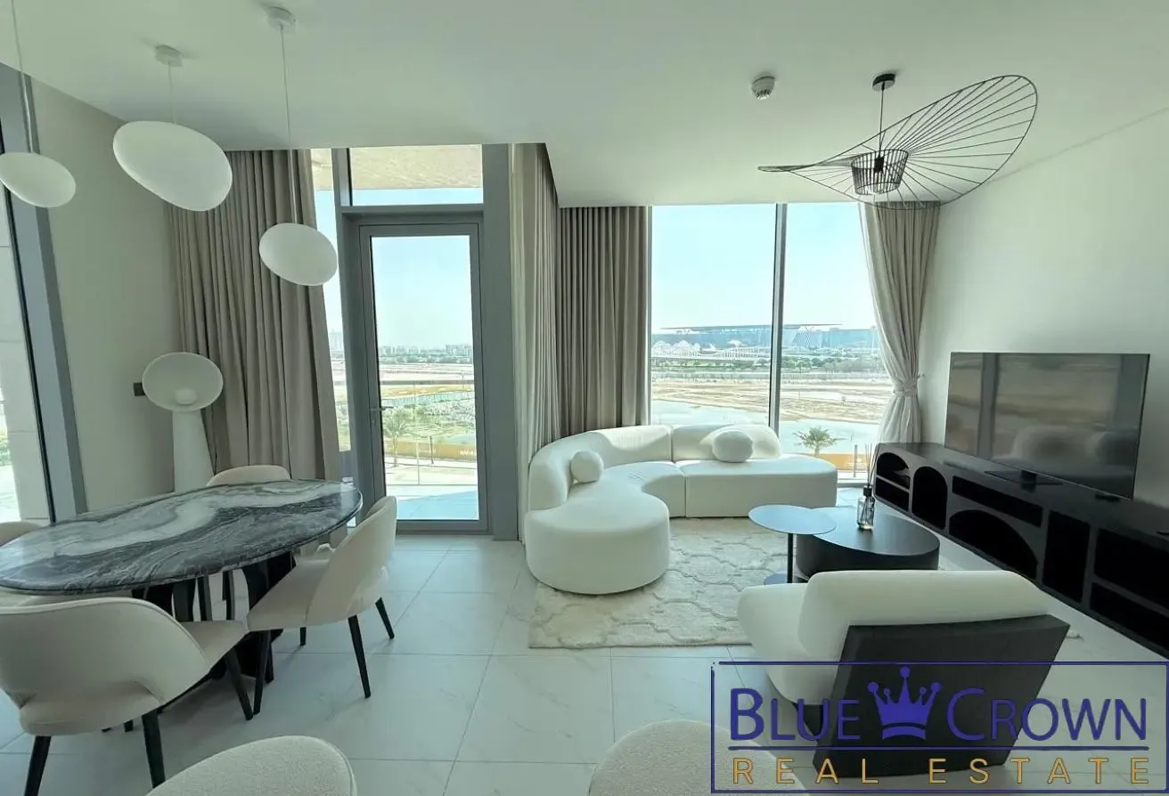 FURNISHED | LUXURY LIVING IN DISTRICT ONE | VACANT