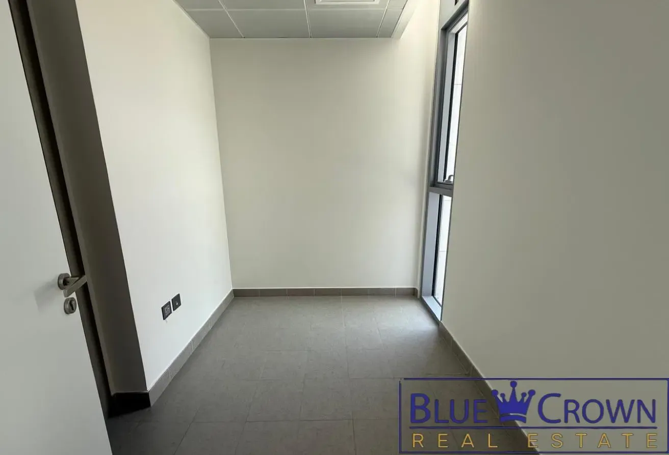 FURNISHED | LUXURY LIVING IN DISTRICT ONE | VACANT