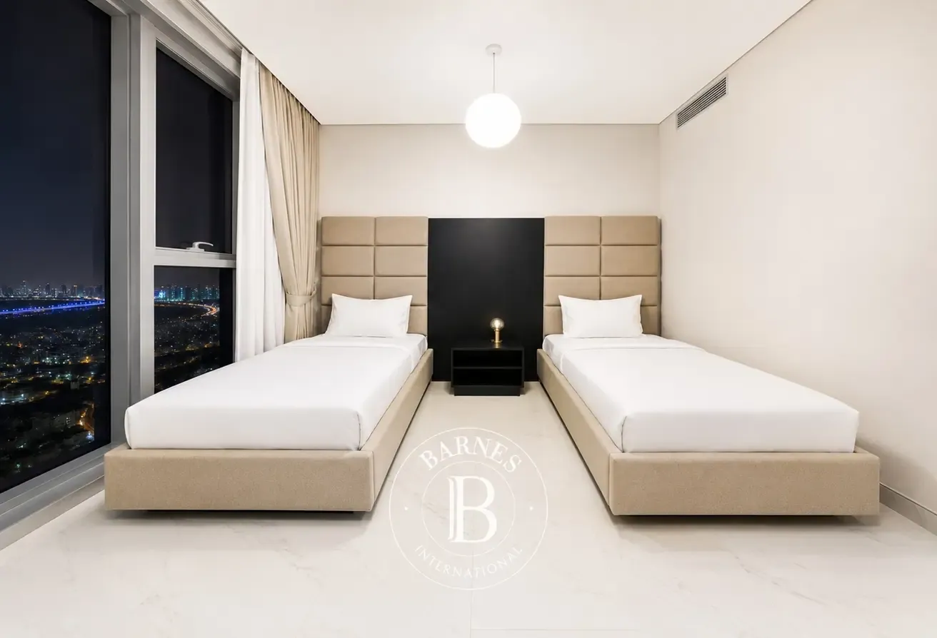 Fully Furnished | Lagoon Access | Spacious