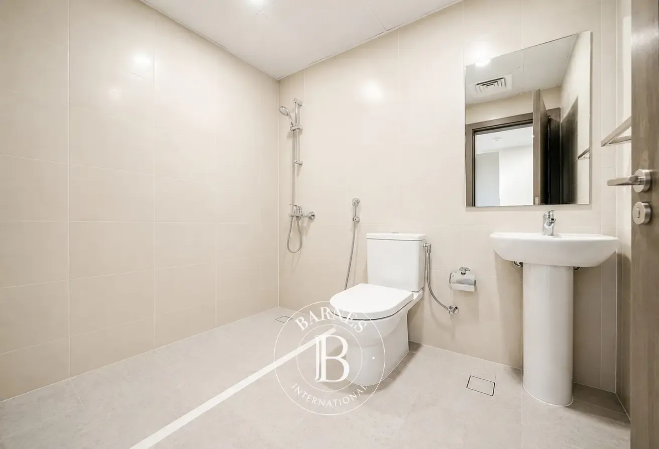 Fully Furnished | Lagoon Access | Spacious