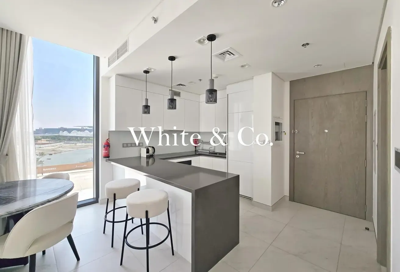SENSATIONAL | BEST PRICE | NUMBER 1 UNIT