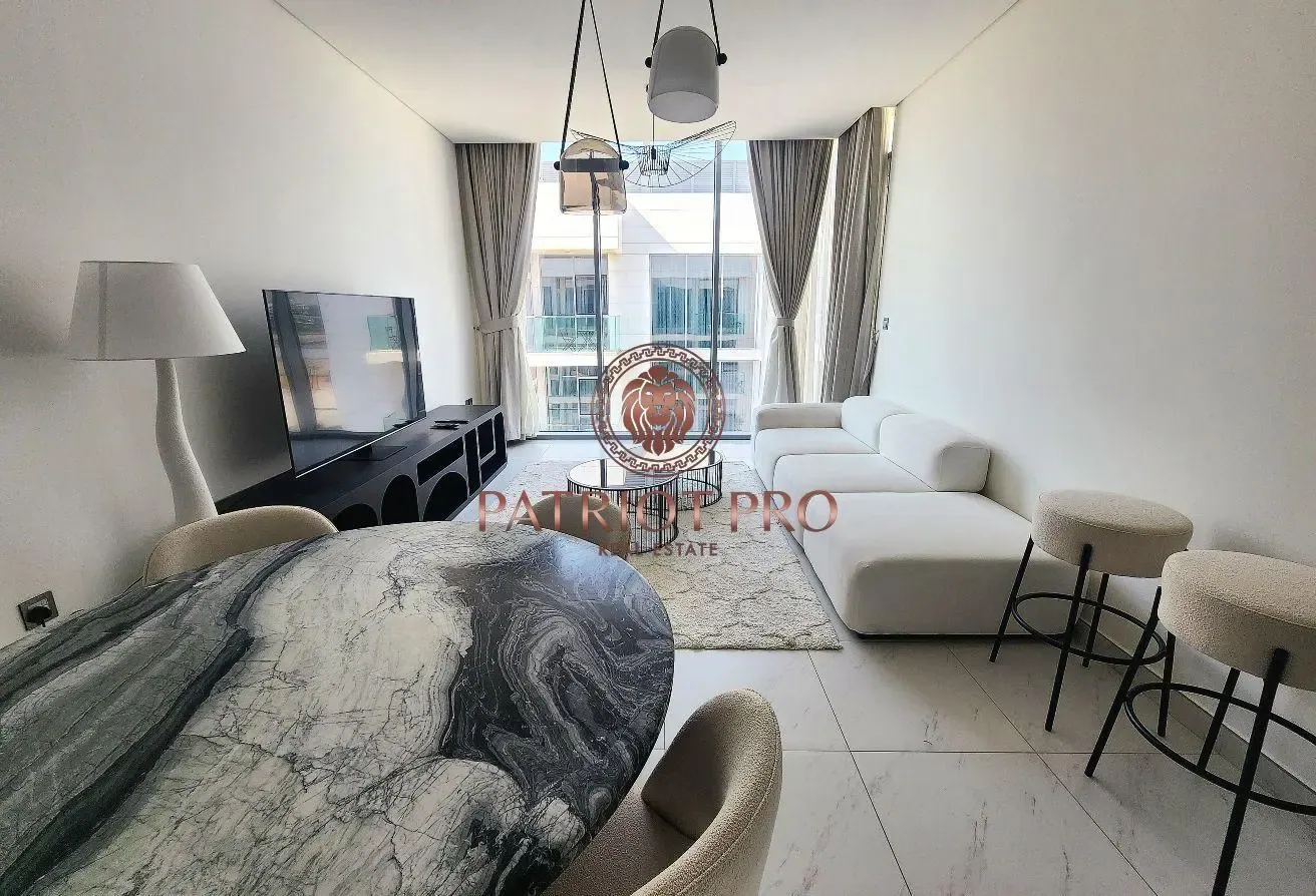 BURJ VIEW◇High End interior◇READY ToMOVE◇LUXURIOUS