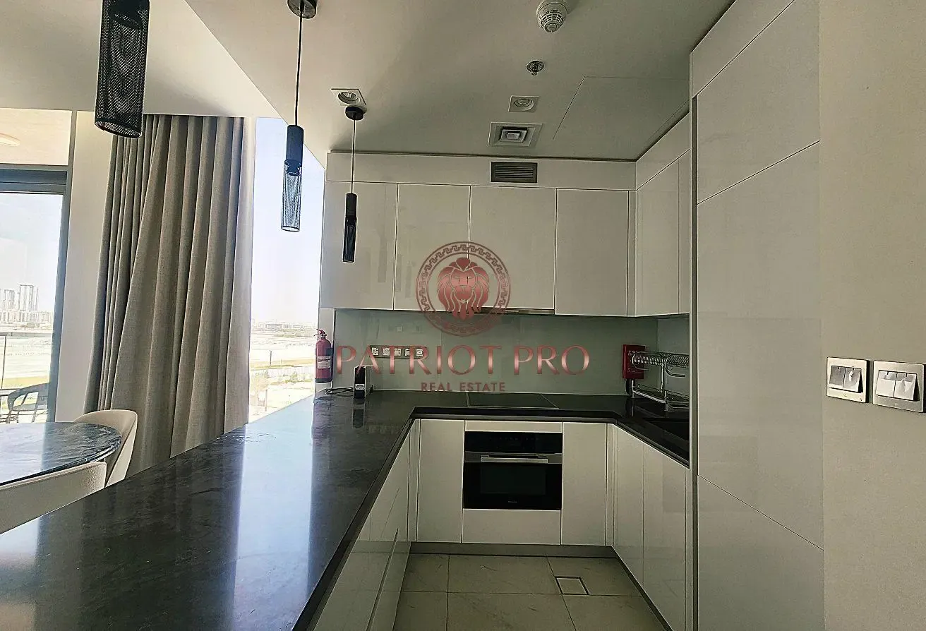 Burj View CORNER◇CHILLER FREE◇HIGH-END INTERIOR