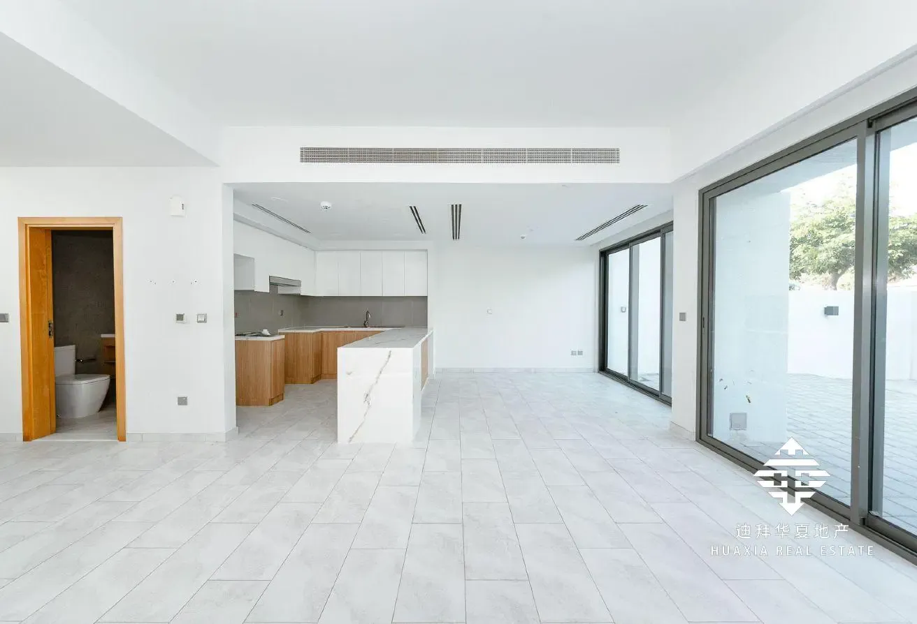 Layout 3M | Landscaped Garden | Near Pool and Park