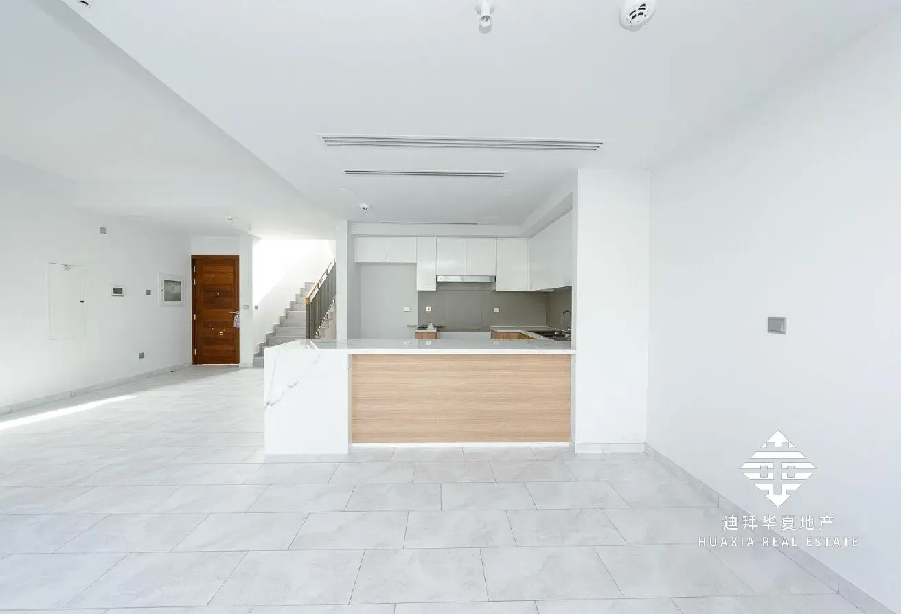 Layout 3M | Landscaped Garden | Near Pool and Park