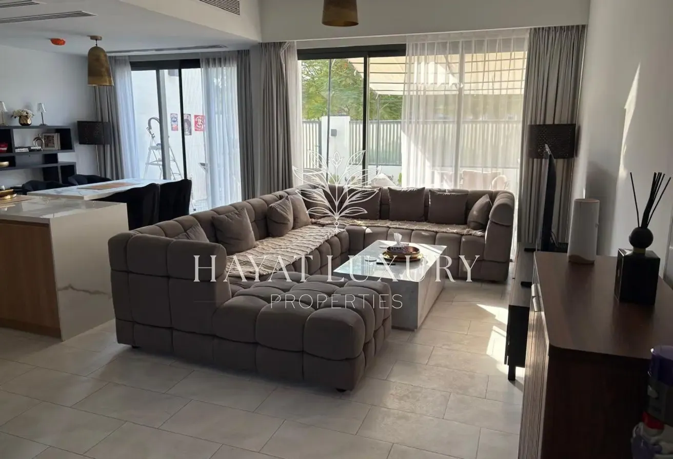 La Rosa | 3BR Plus Maid | Vacant