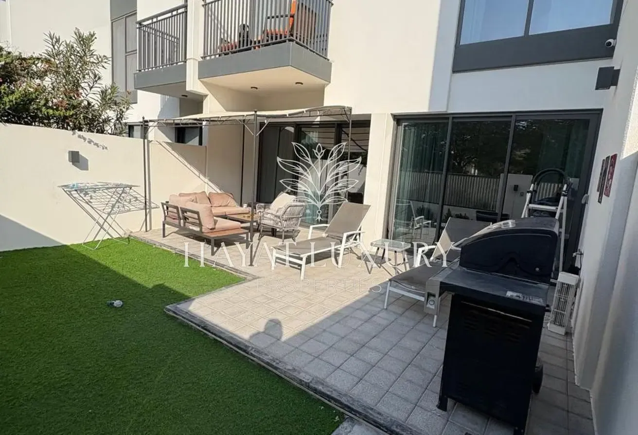 La Rosa | 3BR Plus Maid | Vacant