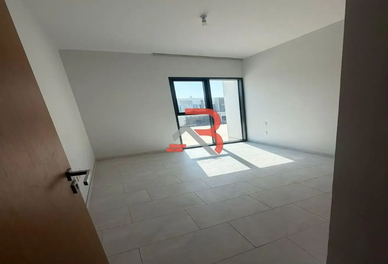 3BR+Maid's | Landscaped | Ready to Move | Spacious