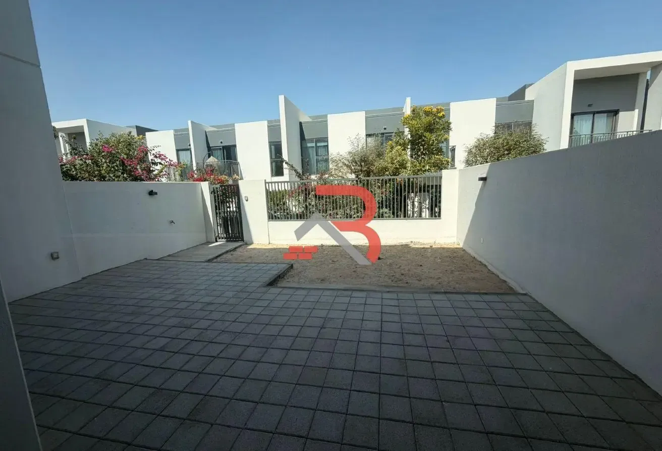 3BR+Maid's | Landscaped | Ready to Move | Spacious
