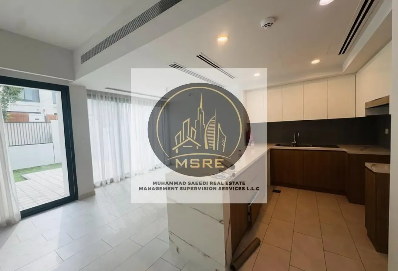 BRIGHT AMBIENCE  | PRIVACY | PETS ALLOWED | READY