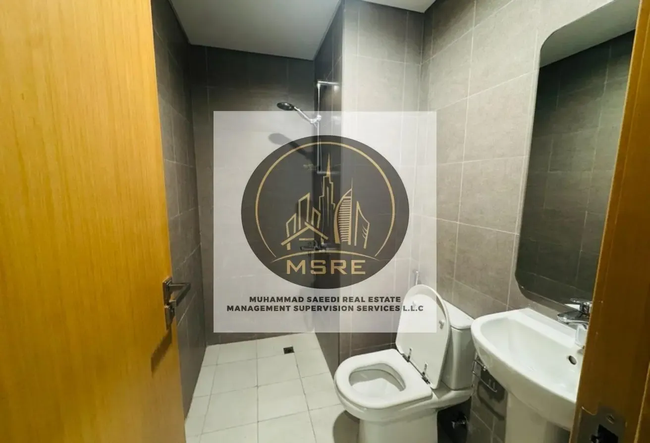 BRIGHT AMBIENCE  | PRIVACY | PETS ALLOWED | READY