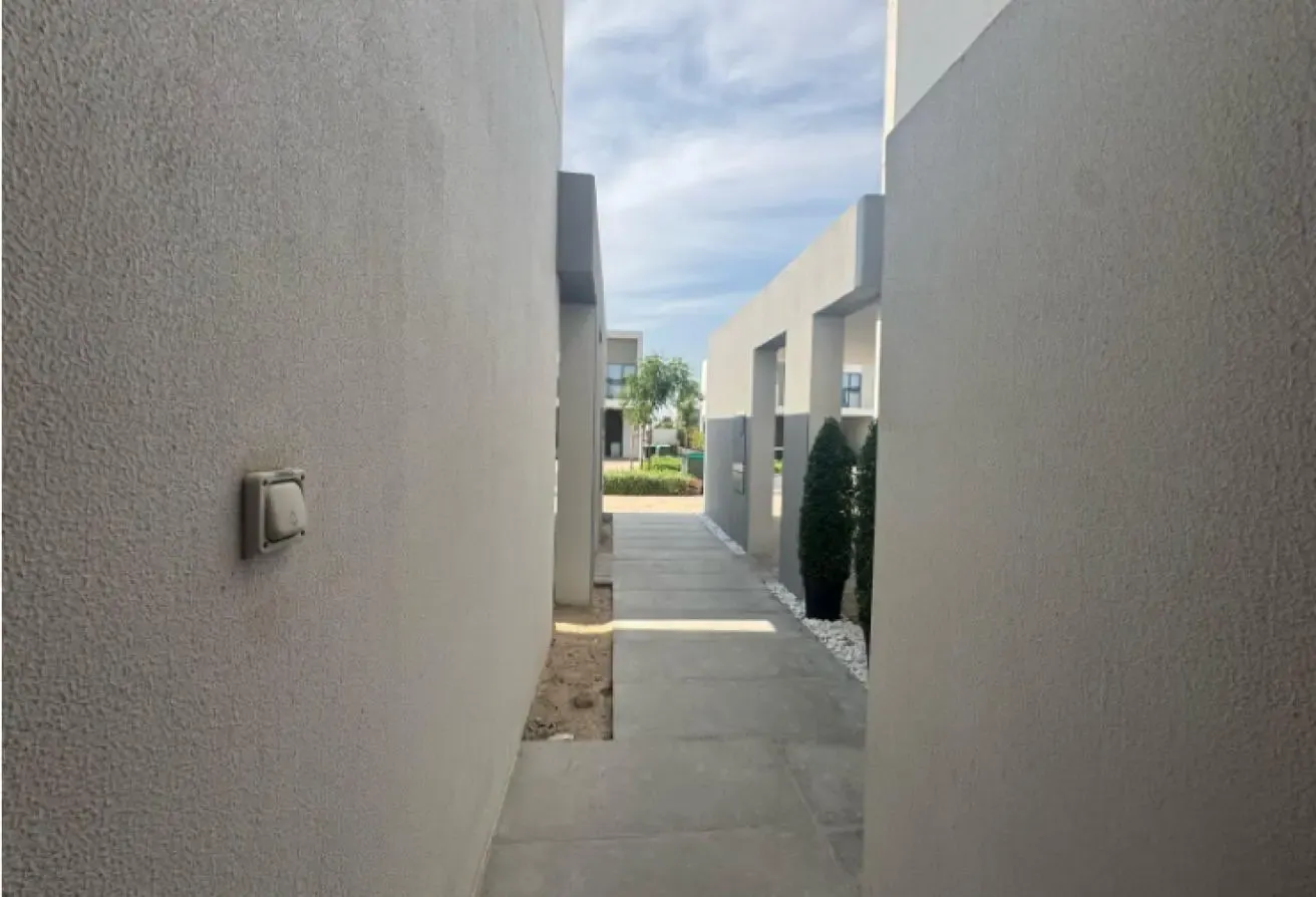 3 BEDROOM PLUS MAID  VILLA FOR RENT GOOD LOCATION