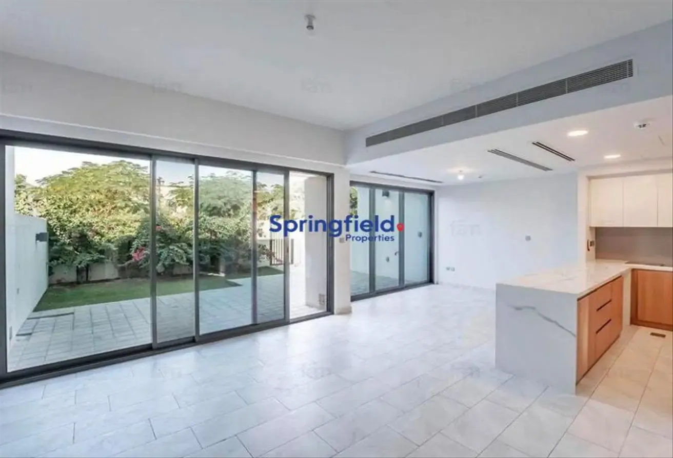 Ready to Move | Unfurnished | Maids Room