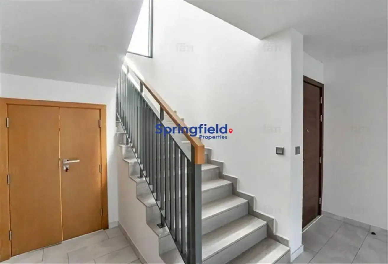 Ready to Move | Unfurnished | Maids Room