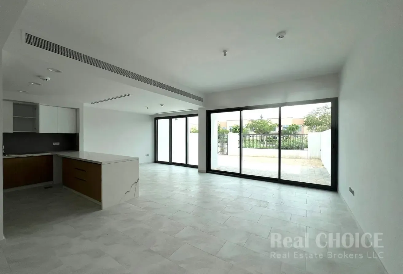 Modern Villa | Family-Friendly Community