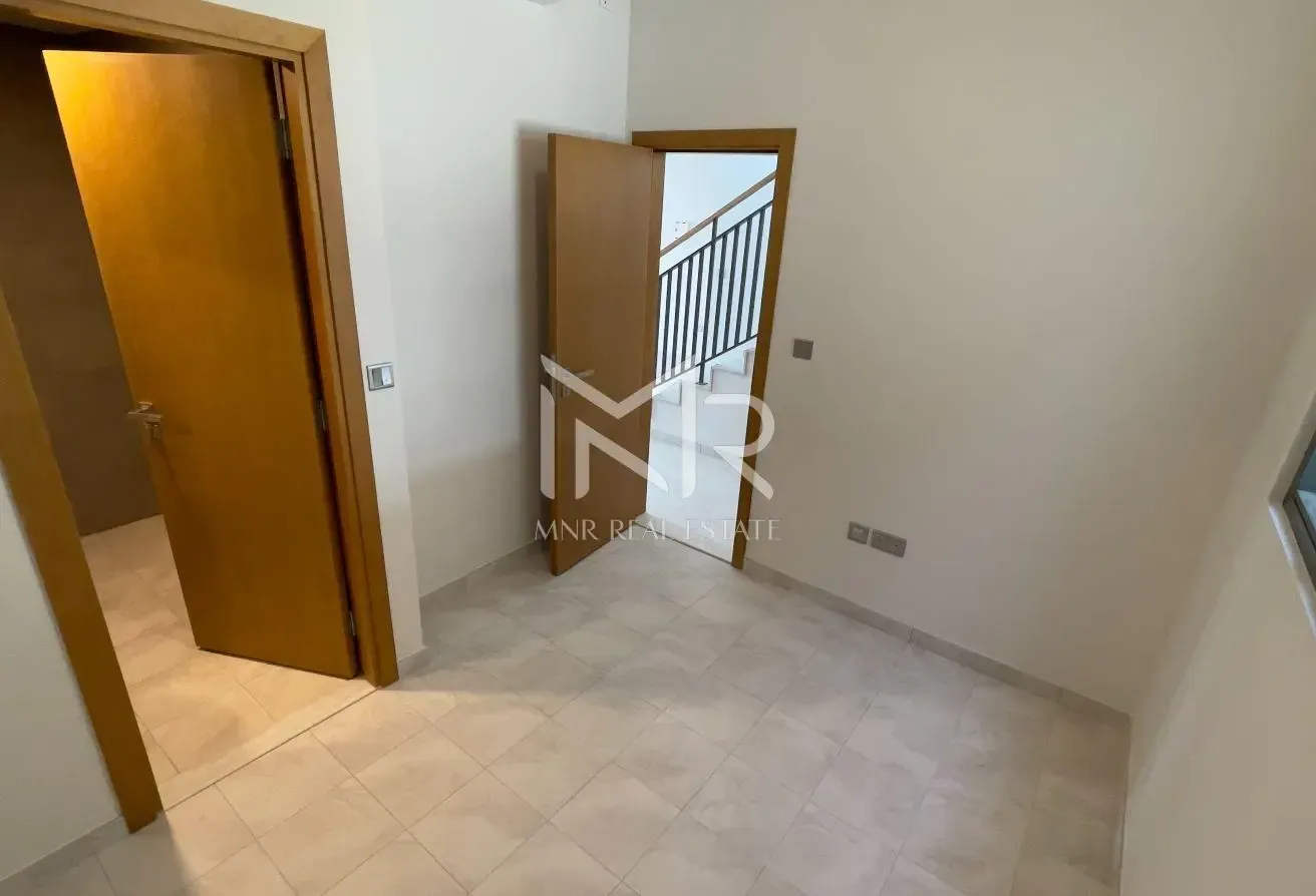 Ready To Move | Spacious Layout | Negotiable