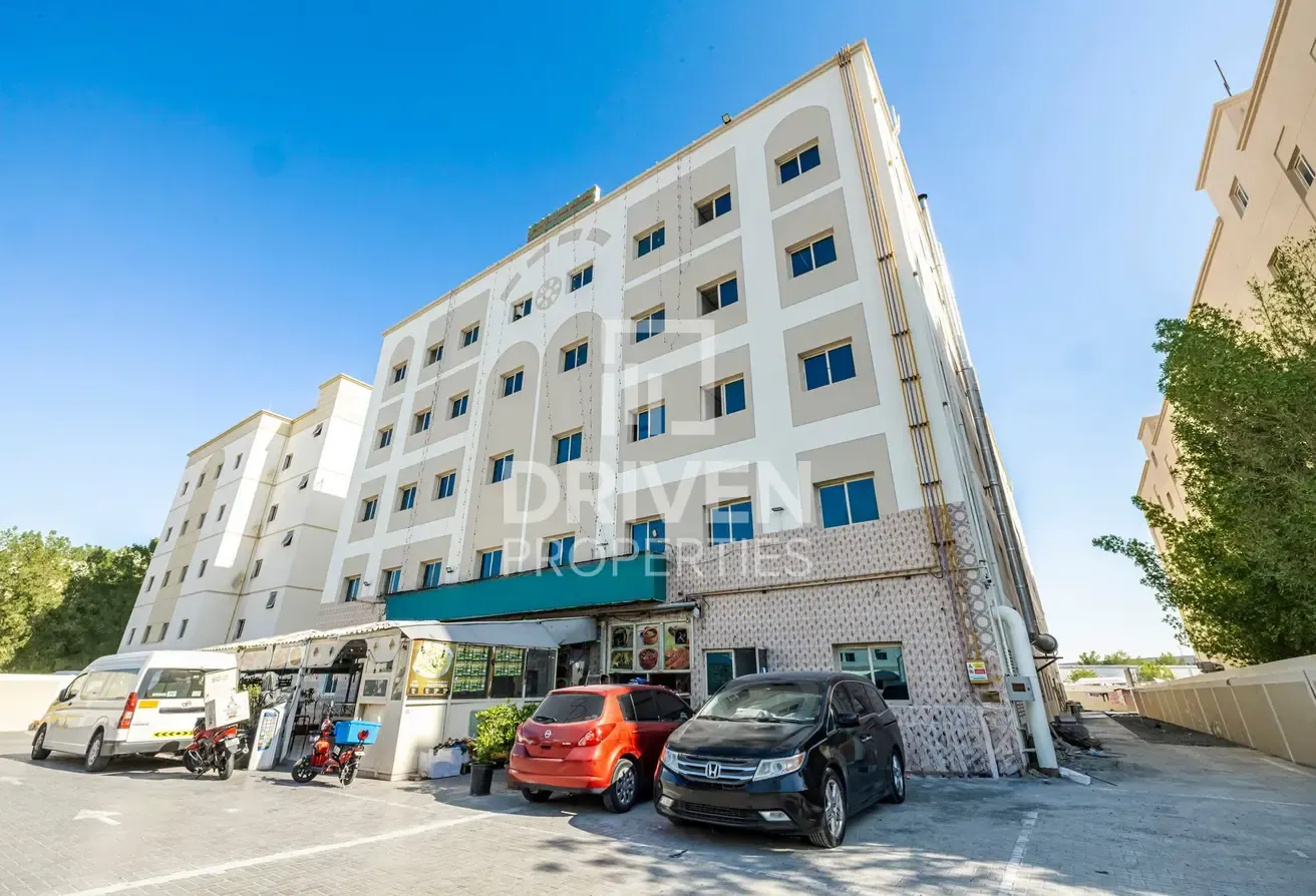 Unique Labour Camp in Great Location | Spacious
