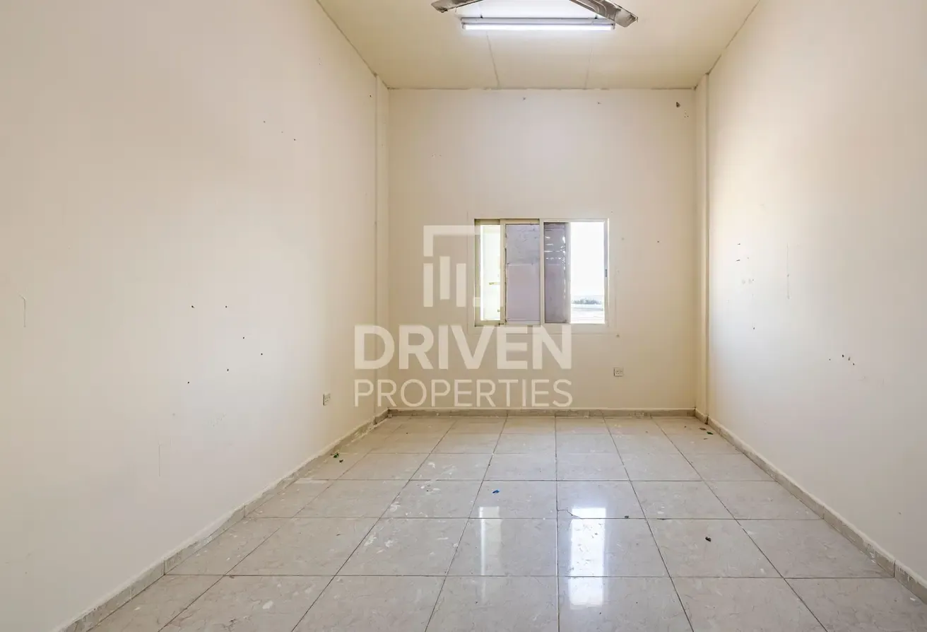 Unique Labour Camp in Great Location | Spacious