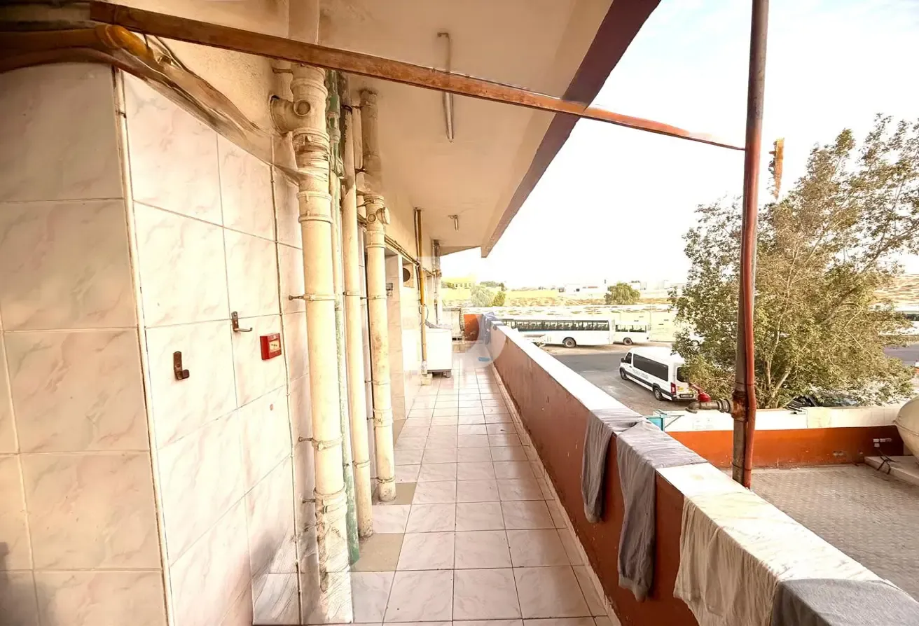 Labour Camp with 3 Retail Shops – Muhaisnah for Sale