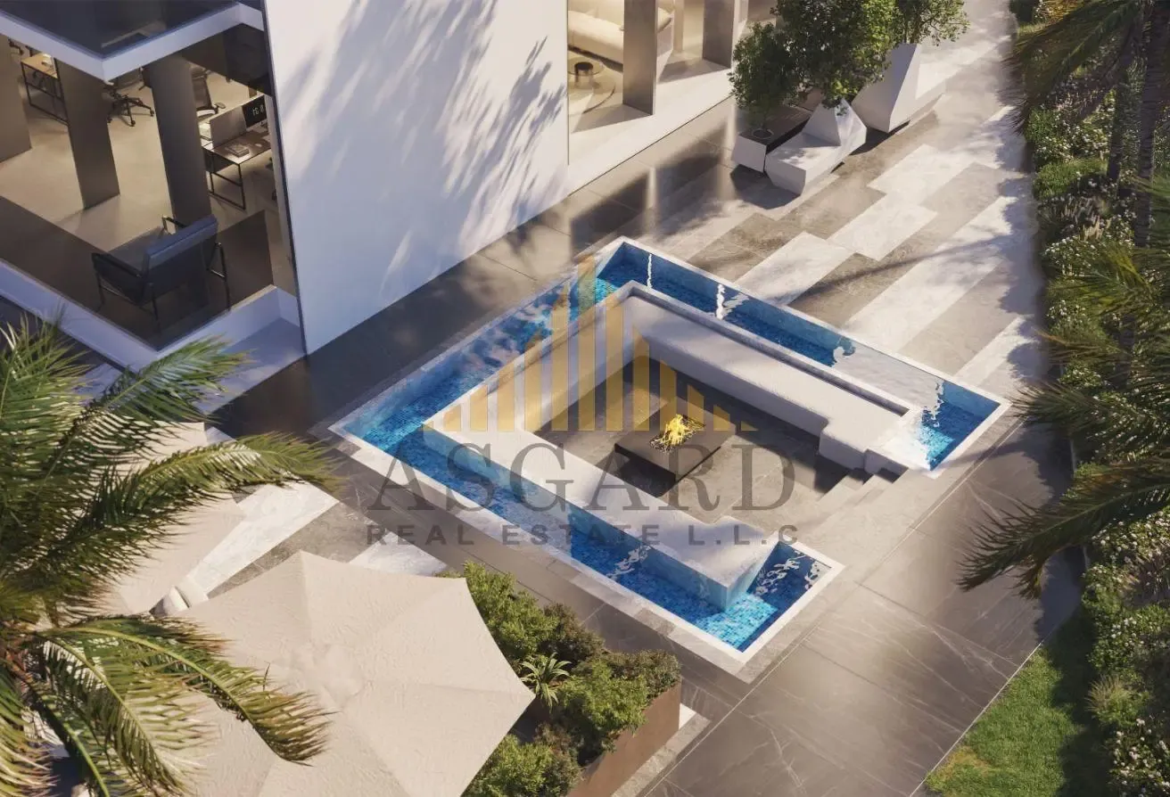 NOW CASH OFFER 40%_CORNER SPACE_POOL VIEW_SPACIOUS