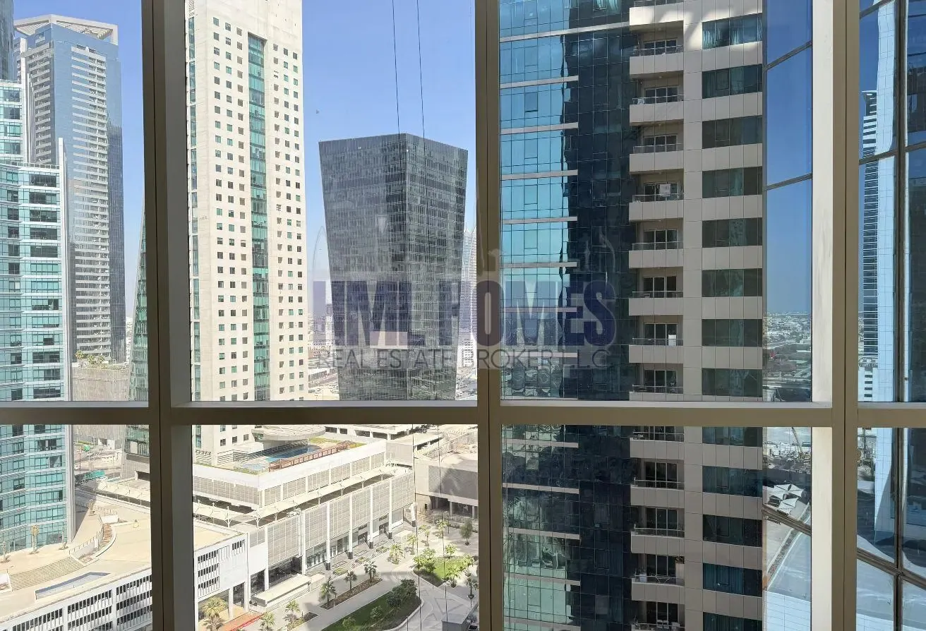 Middle-Floor Office |Vacant Ready to Move In