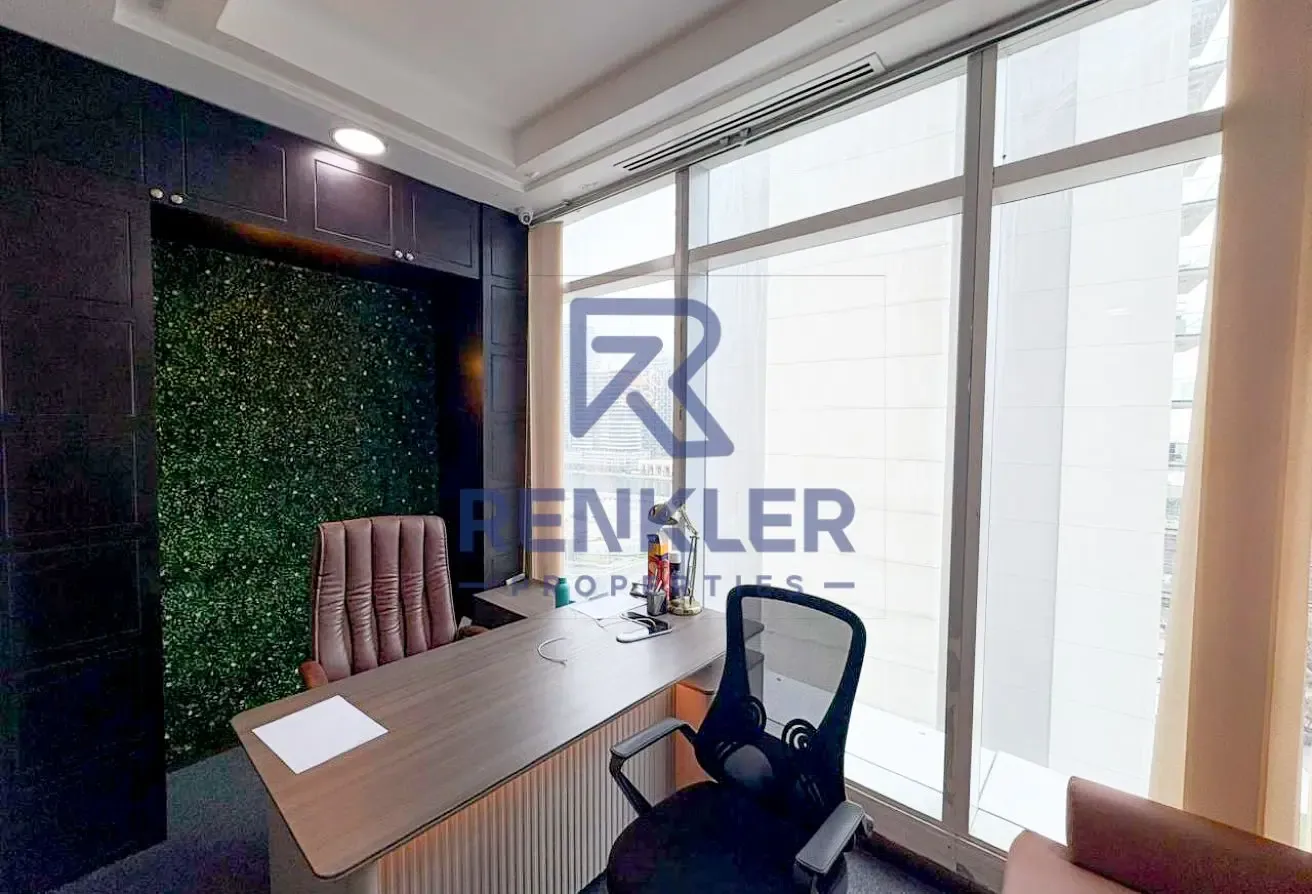 Fully furnished | Canal view | Close to Metro