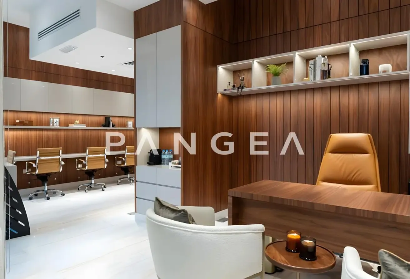 Vacant | High-End Finishing | Furnished