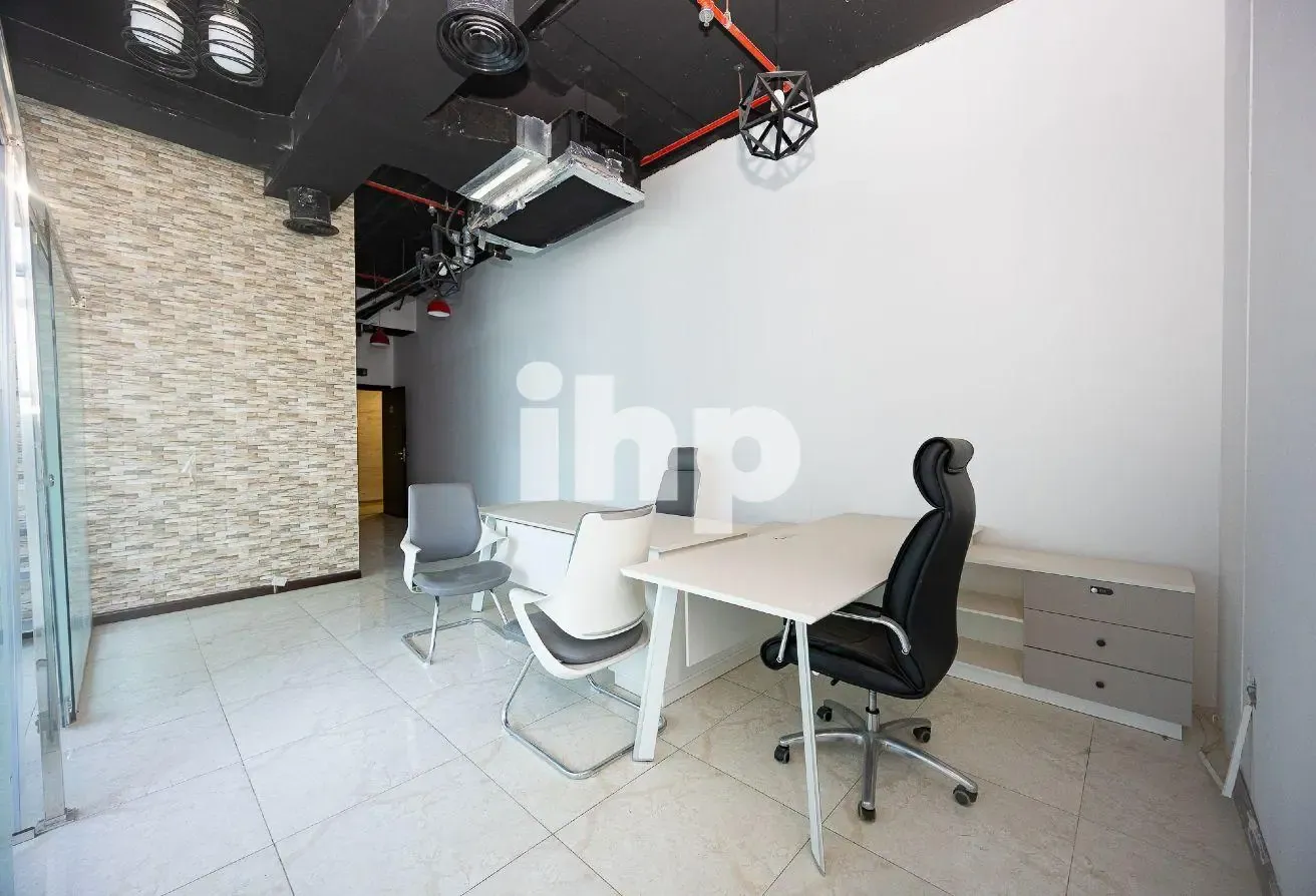 High Floor | Good ROI | Fitted | Prime Location
