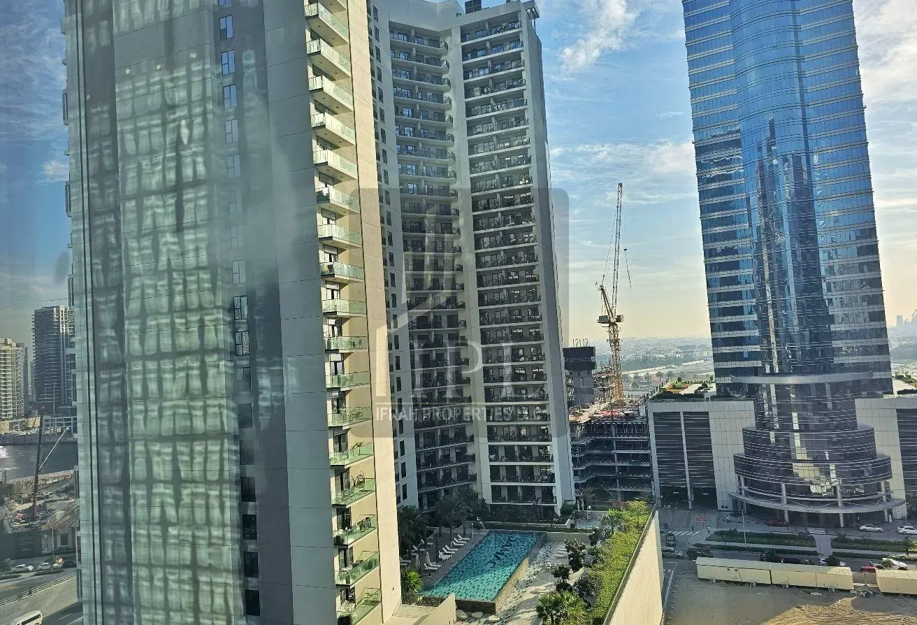 Office for Sale | Mid Floor | 394 Sq. Ft.