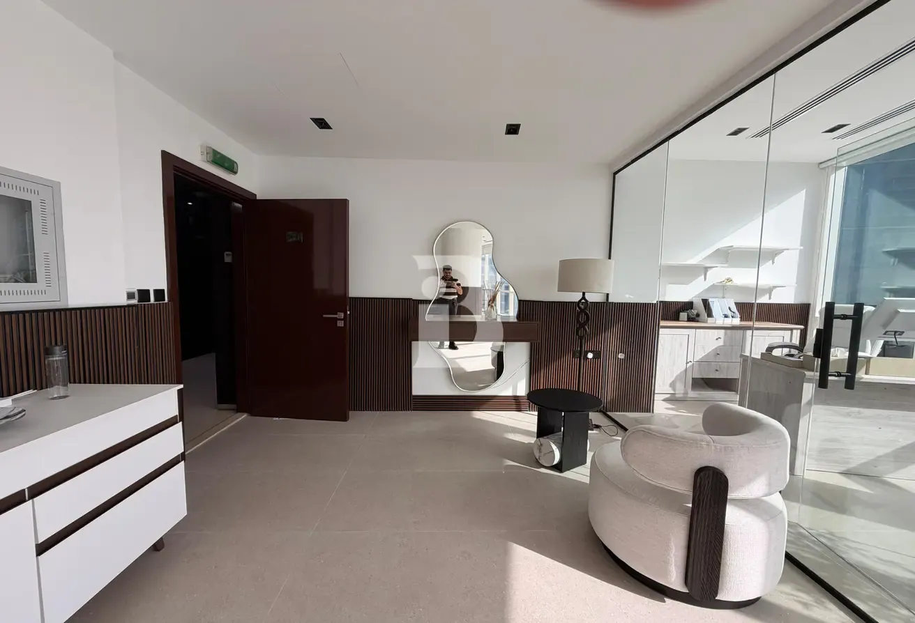 Turnkey | Upgraded | Premium Office