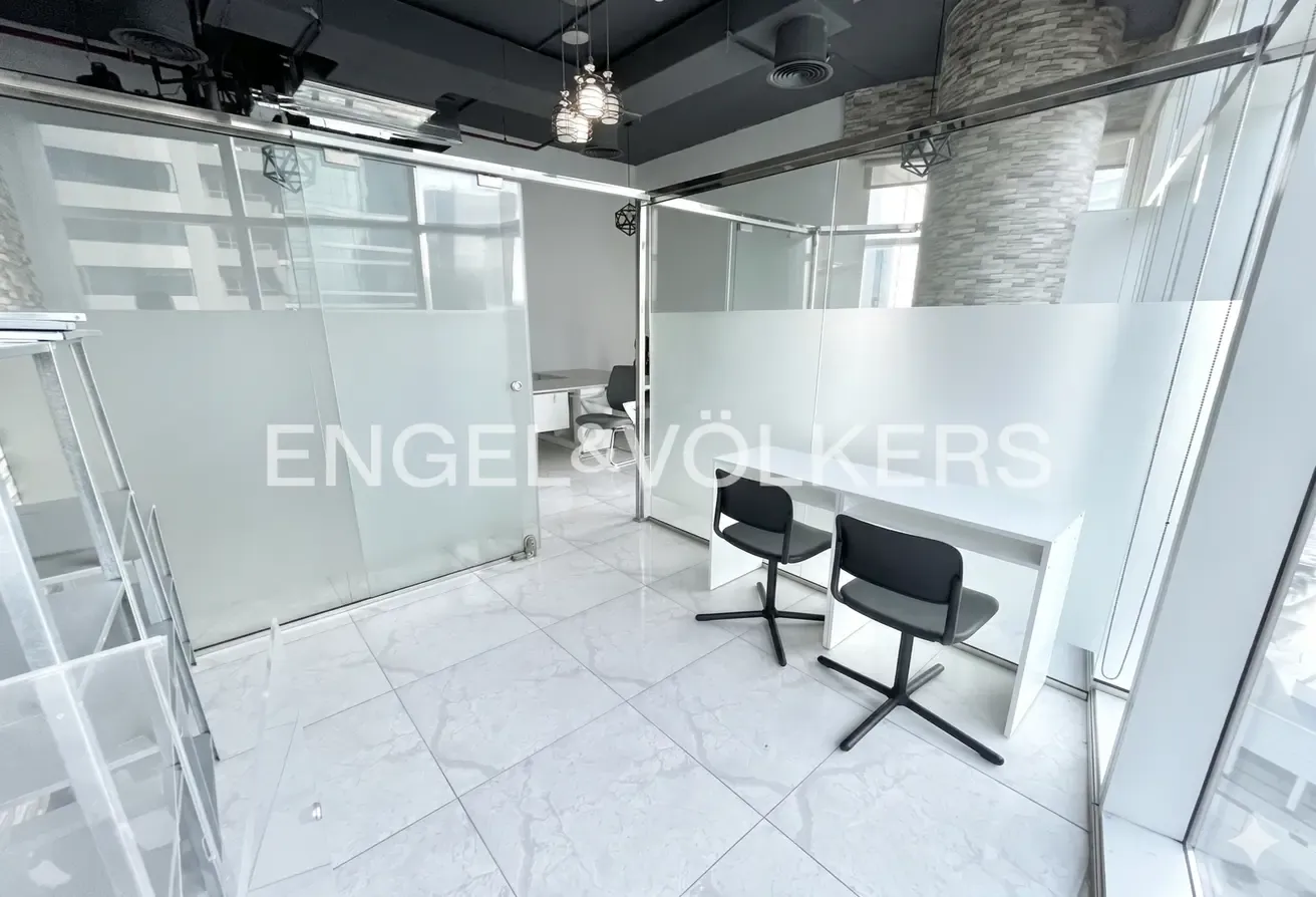 Natural Light | High Floor | Vacant