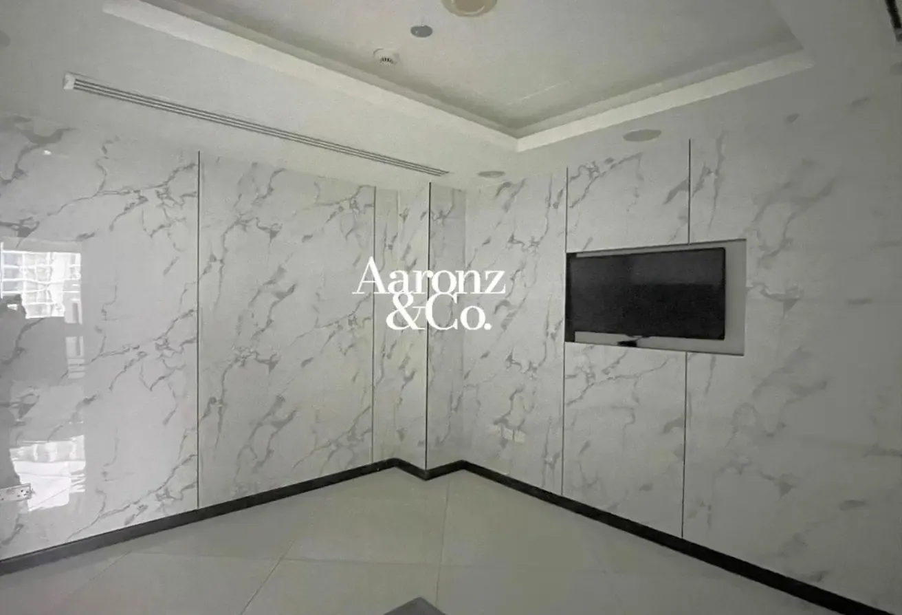 Unfurnished | Vacant Unit | Prime Location