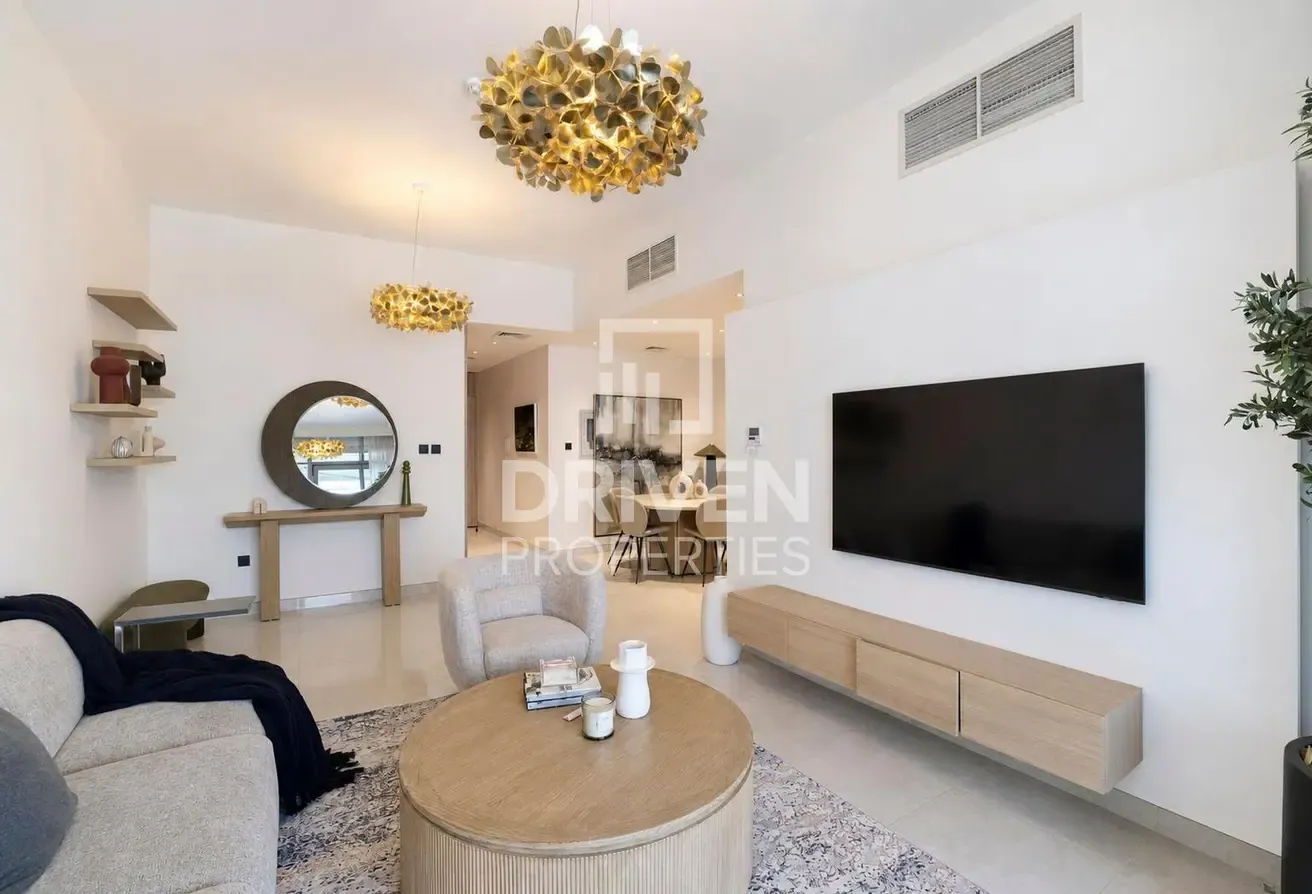 Luxury Living | Prime Location | Furnished