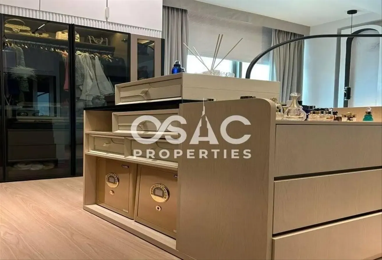 Penthouse | Largest Layout | Luxury Furnished