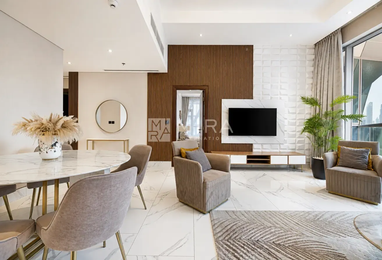 Fully Furnished I Luxury High Floor I Skyline View