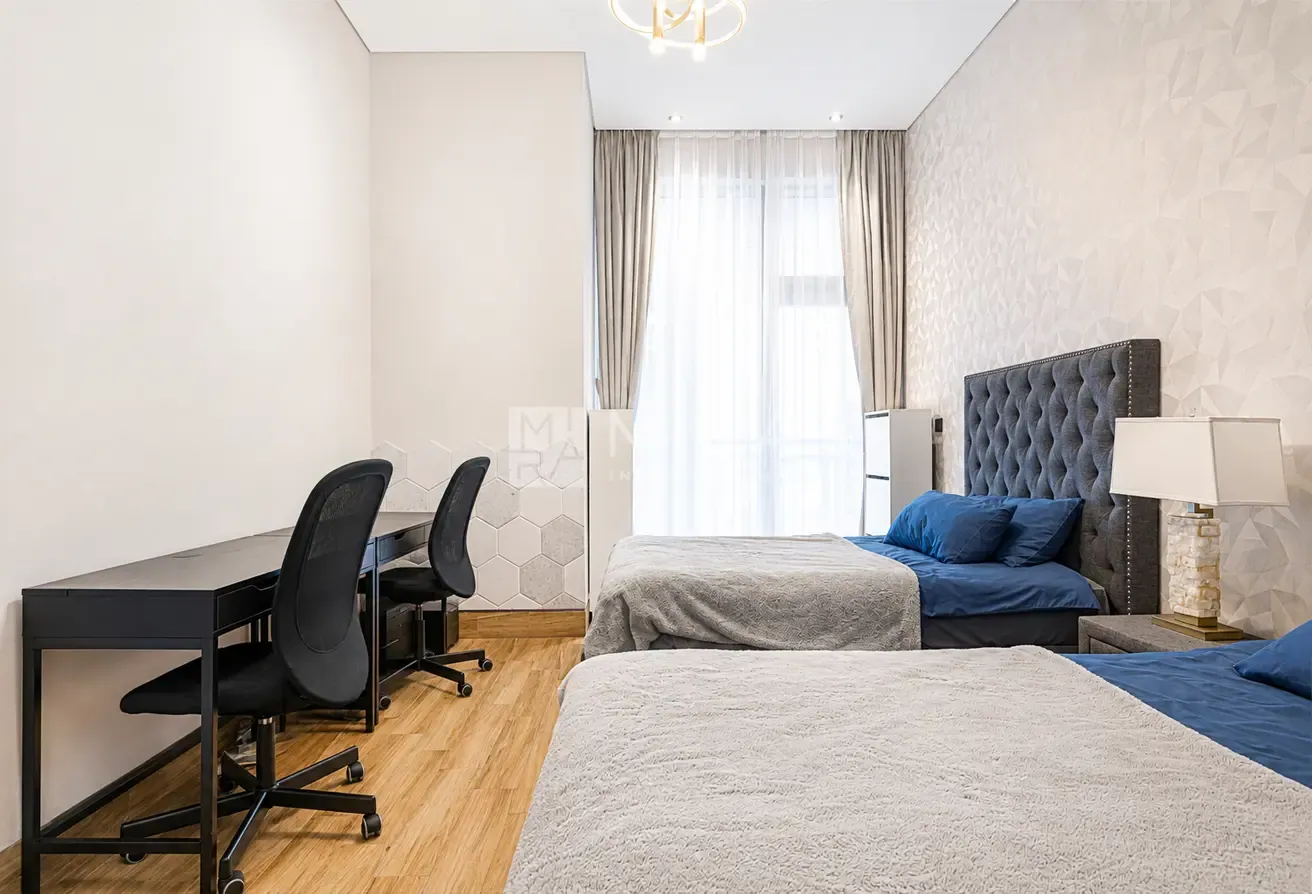 Fully Furnished I Luxury High Floor I Skyline View