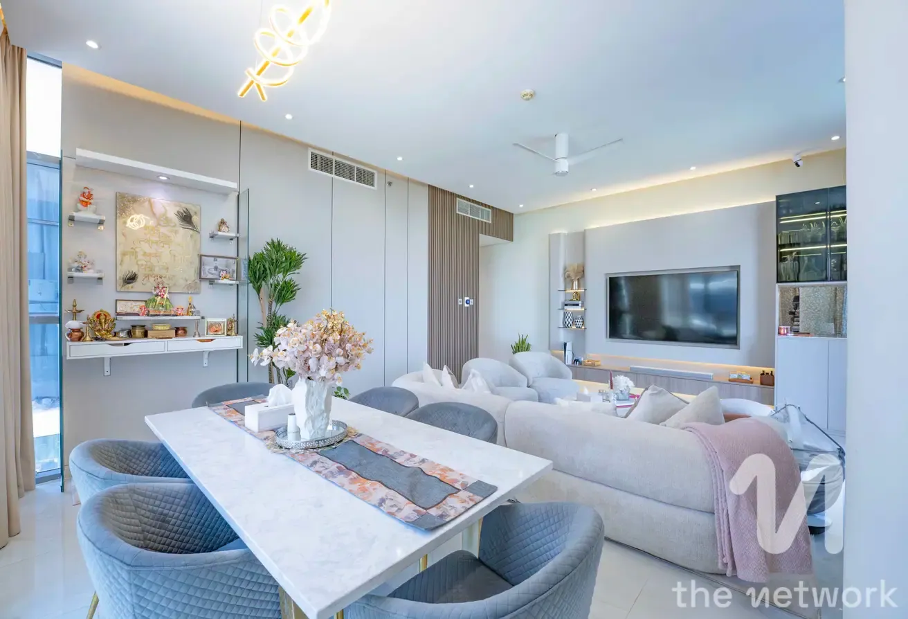 Golf Course View | Upgraded | Vacant