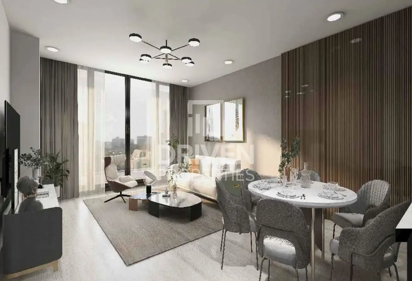 Top Floor | Park View | Motivated Seller