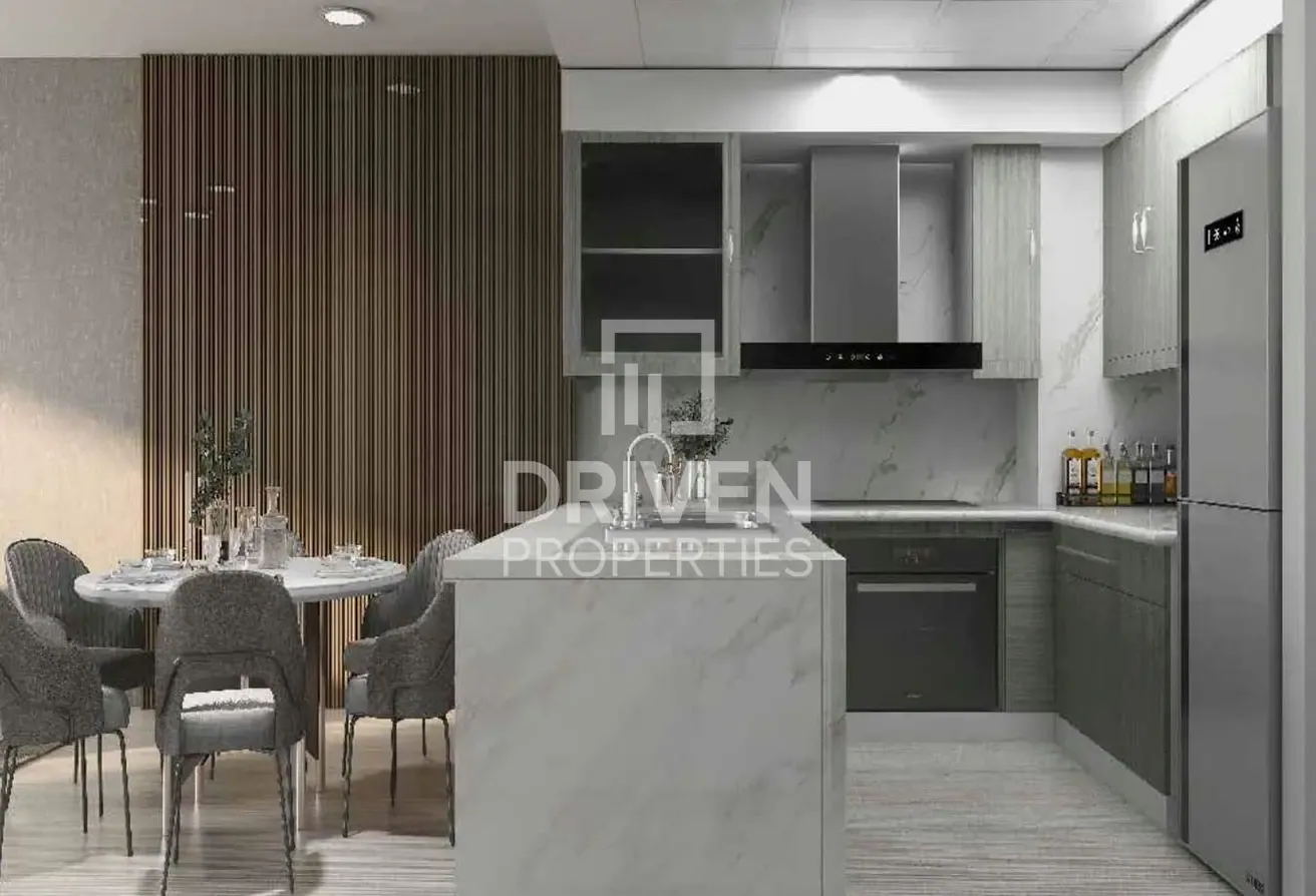 Top Floor | Park View | Motivated Seller