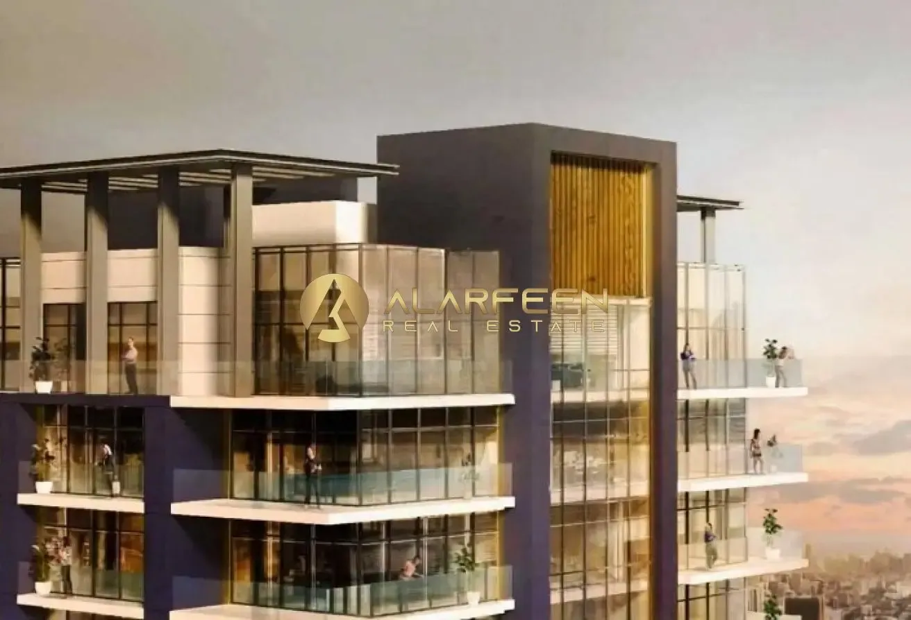 Spacious 1 B/R | Corner Unit  | Blow OP | Balcony