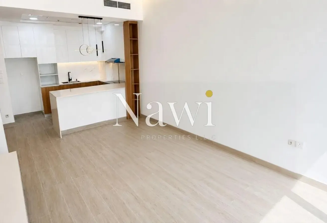 Near Circle Mall | Payment Plan | Spacious Space